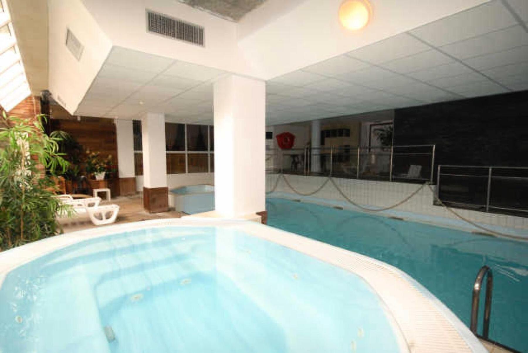 Le Chalet - Piscine 16 - Studio Pour 6 Personnes Mae-8824 Гурет Экстерьер фото